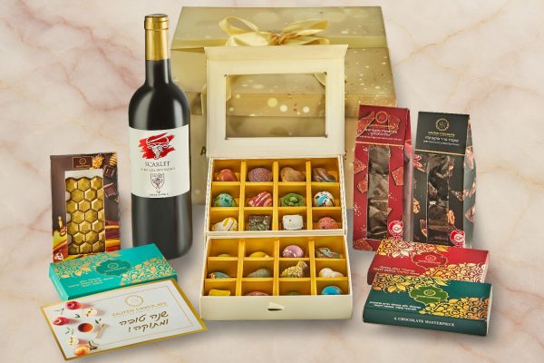 מארז שוקולד לראש השנה WINE & DUBAI