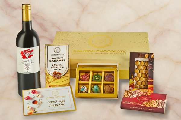 מארז מתנה לראש השנה WINE & SWEET
